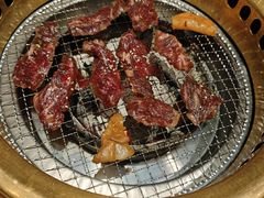 -山川小町·极番烧肉(新地假日广场店)