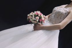 -南京宝娜嫁衣婚纱礼服馆(中央路店)