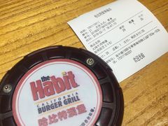 餐具摆设-The Habit Burger Grill 哈比特汉堡(爱琴海店)