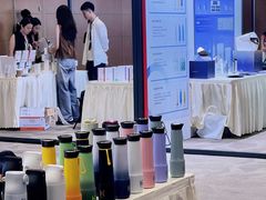 -上海跨国采购会展中心
