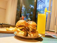 M8安格斯牛肉堡-又见马甲M8融合西餐厅(厦门体育中心店)
