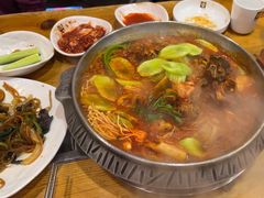 -喇喇排骨火锅·传统韩式脊骨汤(望京西园总店)