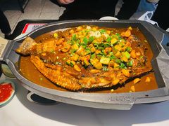 -江边城外烤全鱼(世茂广场店)