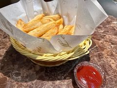 -Let'sBURGERplus·非常创意汉堡(三里屯店)
