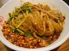 万记特色酸辣粉-万记麻辣烫国展总店