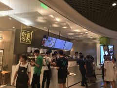 -奈雪的茶(市百一店)