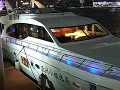 -北外滩百艇汇游艇俱乐部