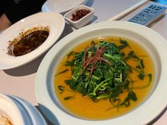 清炒鸡毛菜-屋里厢上海菜馆