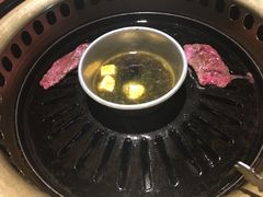 -炼火烤肉店