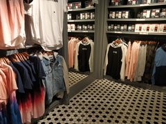 -Hollister(广州天环广场店)