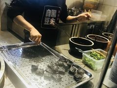 -自黑豆夫·臭豆腐夹馍(四海唐人街店)