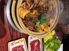 -沙胆彪炭炉牛杂煲(上海日月光广场店)