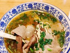 -八百里牛肉汤(盖饭·锅贴·万象城店)