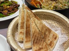 自制锅子饼-有位虾匠·香辣蟹·小龙虾(李村店)