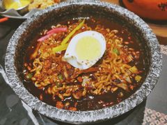 辣辣炸酱面-KCOOKING概念韩餐(世茂52+店)