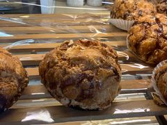 奶酥菠萝可颂-85度C(石狮狮城店)