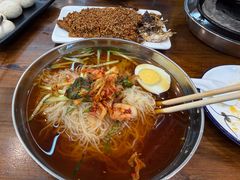 -韩风烤牛肉冷面店