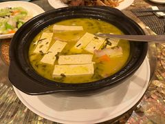 石锅咸肉老豆腐-阳澄湖费尔蒙酒店颐丰阁中餐厅(马鞍山西路店)