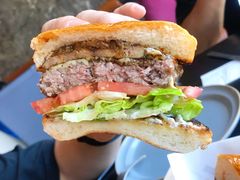 鹅肝牛肉汉堡-Cooking Man(中懋天地店)