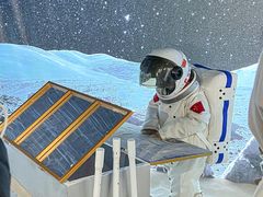 -遨游太空航天艺术馆(南京站)