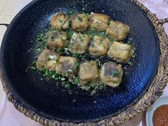 -披云山庄