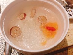 -雍和会海鲜姿造自助(湖东路店)
