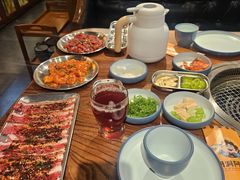 -明洞阿姨·韩式酱蟹烤肉·创意料理(三元桥店)