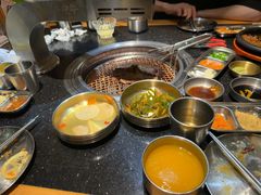 -韩烧牛中牛·甄选黑牛烤肉(黑金店)