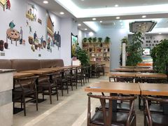 大堂-爱乐信甜品(石湾店)
