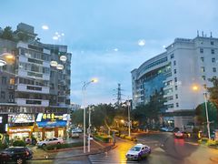 景观位-鑫悦楼煎蟹·16年海鲜大排档