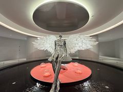 -涨巢·潮玩水疗局