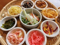 -包整·丝娃娃(一览甲秀楼风景店)