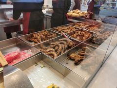 -狗撵鸭(泰山公寓店)