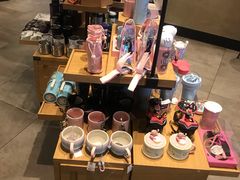 零售区-星巴克臻选(天津鲁能中心一店)
