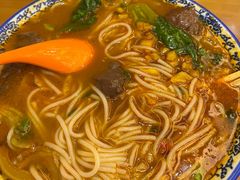 -邱芳粉店(迎宾大道旗舰店)