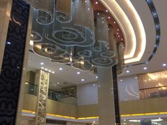 -东豪园林海鲜酒家(南港路辅路店)