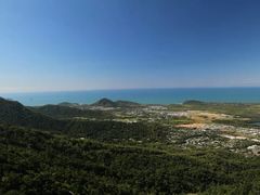 -热带雨林自然公园