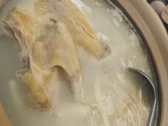 炭煨龙须竹笋煲土鸡-听香·678茶铺(猛追湾店)