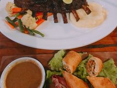 -Pundi Pundi Restaurant