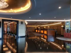 -武汉五月花大酒店(武昌火车站中南路地铁站店)