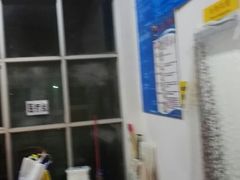 -领晟体育蓝天花园室内游泳馆