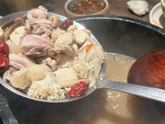 -蘑界·野生菌火锅(深业上城店)