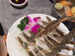 -德天肥牛海鲜火锅(城西银泰店)