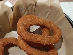 -必胜客(阿罗海店)