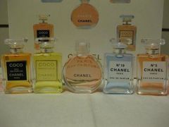 -CHANEL(恒隆广场店)