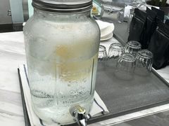 -UNI UNI(环亚凯瑟琳店)