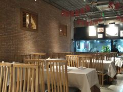 大堂-鄱阳湖·江西小炒·瓦罐煨汤(五道口店)