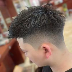 -尼特斯男士发型馆