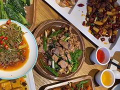 -隔壁老王·家常云南菜(花巷店)