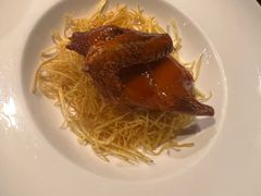 脆皮乳鸽-香山湖家家宴(中山陵店)